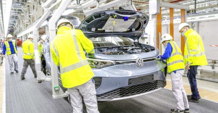 100,000 Volkswagen employees to be laid off!