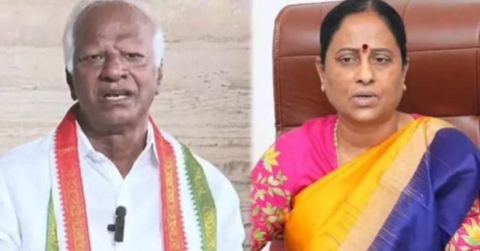 కడియం శ్రీహరిపై చర్యలు తీసుకోవాలి