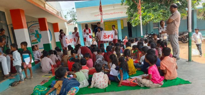 Bandh of educational institutions in Uppununthala successful.