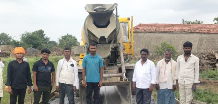 మైబాపూర్ లో సీసీ రోడ్ల పనులు ప్రారంభం