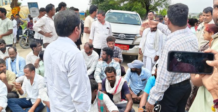 సర్ ఫారాల డిజిటలీకరణ గడువులోగా పూర్తి చేయాలి