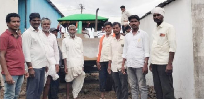 గ్రామాభివృద్ధికి కట్టుబడి ఉన్నా: సర్పచ్