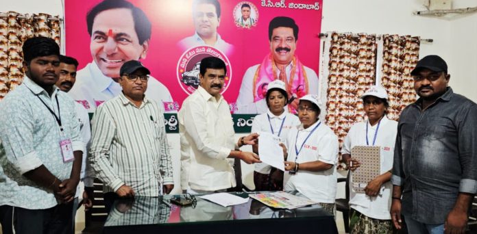 ఓటరు నమోదుకు అన్ని పార్టీల బూత్ లెవల్ ఏజెంట్లు సహకరించాలి