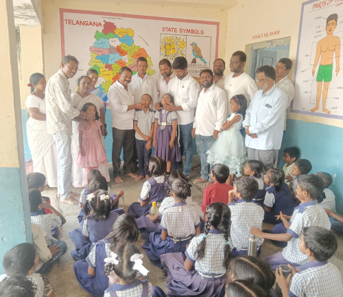 నులిపురుగుల నివారణ మాత్రల పంపిణీ