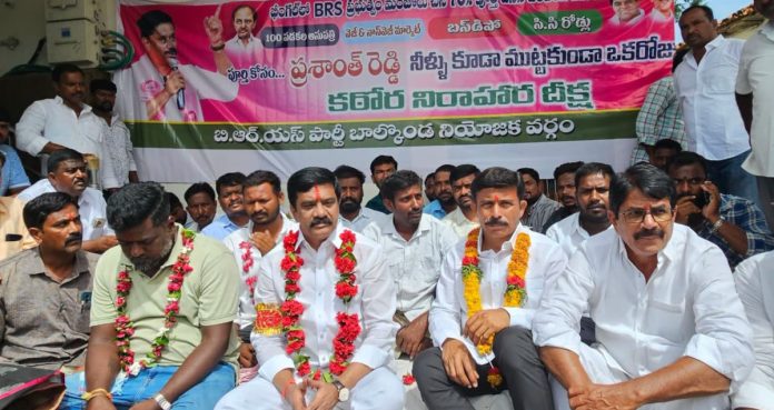 నా దీక్షను ఆపగలరు.. పోరాటాన్ని కాదు