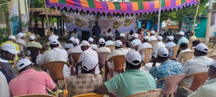 పథకాలను, సౌకర్యాలను రైతులు సద్వినియోగం చేసుకోవాలి