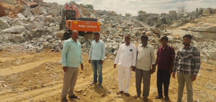 చౌడూరు క్రషర్ మిషన్ ఆకస్మిక తణిఖీ