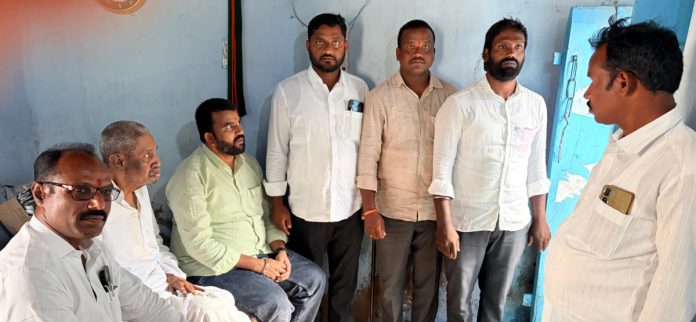 Congress leaders visit Meesala Khaja Mainouddin