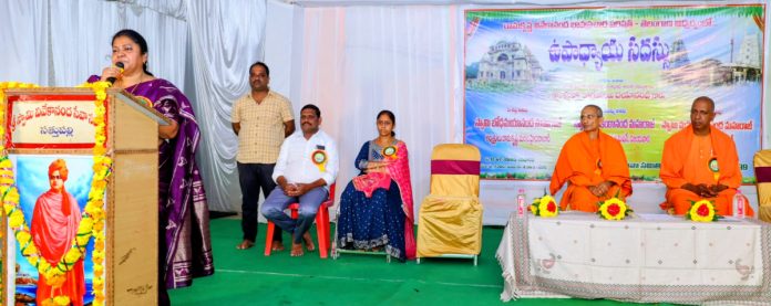 విద్యార్థుల భవిష్యత్తుకు ఉపాధ్యాయులే మార్గదర్శకులు