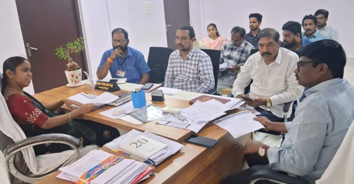 సత్తుపల్లి పట్టణాన్ని ‘క్లీన్ అండ్ గ్రీన్’గా తీర్చిదిద్దడమే లక్ష్యం
