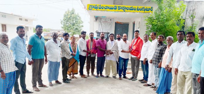 Felicitation of the New Chairman and Directors of the Handloom Society
