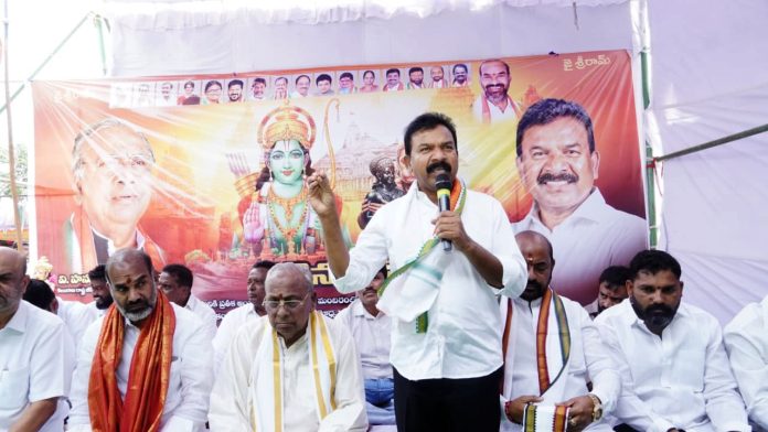 Communal politics