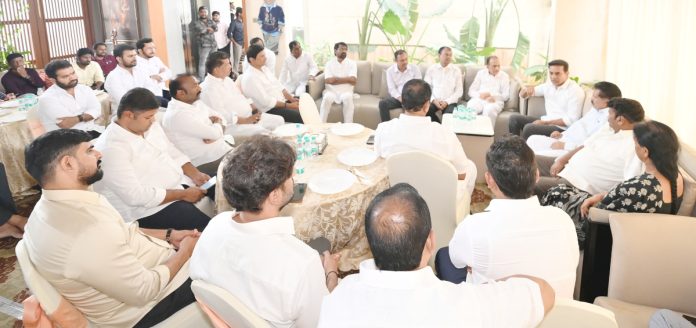 ప్రజల విశ్వాసాన్ని కోల్పోయింది