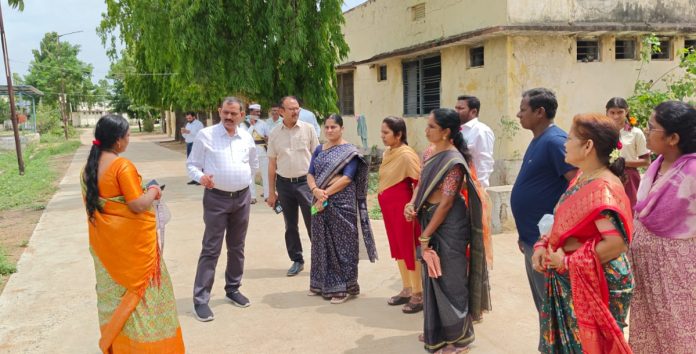 పరకాలలో పర్యటించిన అడిషనల్ కలెక్టర్