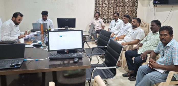 ఓటరు జాబితా సవరణపై రాజకీయ పార్టీలతో ఆర్డీవో సమీక్ష