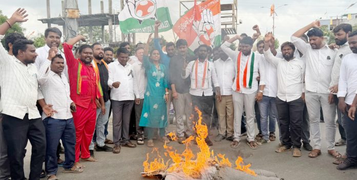 PM Modi's effigy burnt in Parkal.