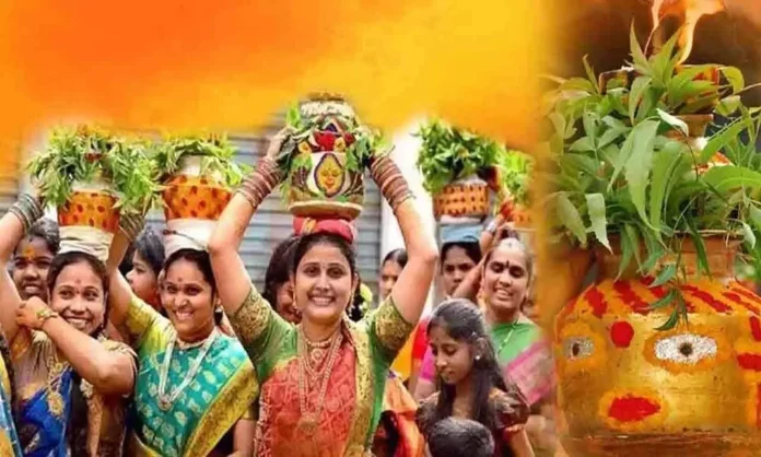 వైభవంగా గోల్కొండ బోనాల జాతర ప్రారంభం..