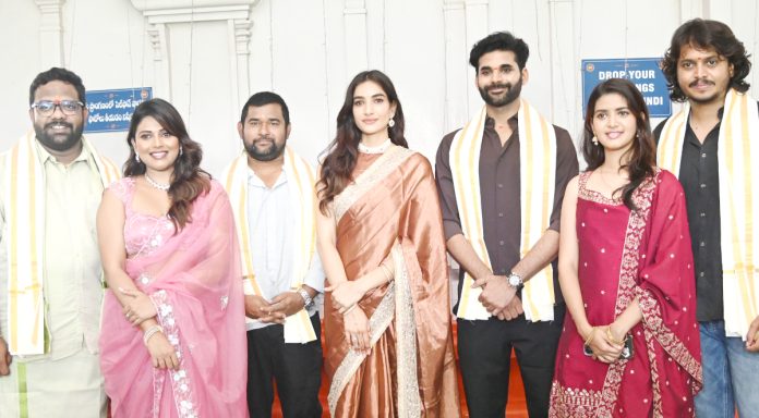 'Due Date' begins with grandeur