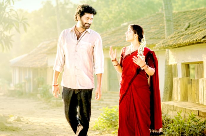 గొప్పగా ఆదరిస్తున్నారు