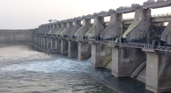 Water release from Singur to Manjira