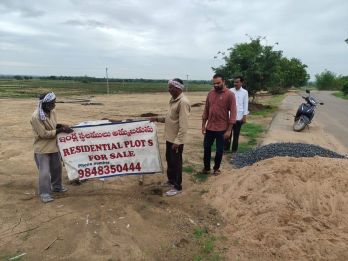 అక్రమ వెంచర్లలో ప్లాట్లు కొని మోసపోవద్దు.!