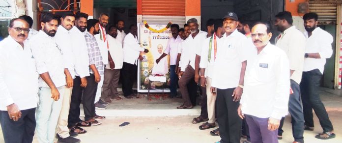 ఘనంగా వైఎస్ఆర్ జయంతి వేడుకలు