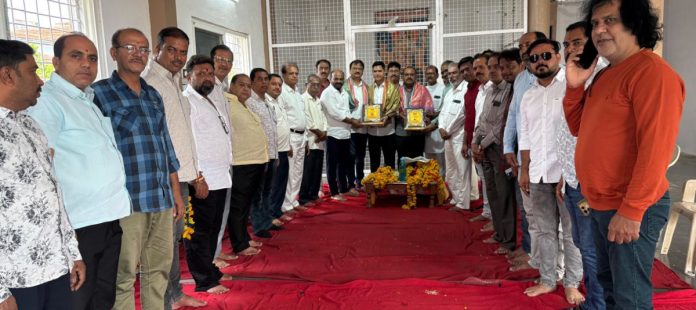 ఎస్ఎస్ కె సమాజ్ నూతన అధ్యక్ష కార్యదర్శులకు సన్మానం