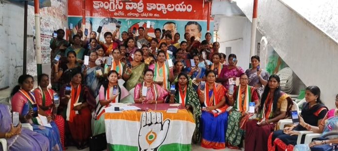 'Missed Call' Campaign: 33% reservation for women in legislatures must be provided.