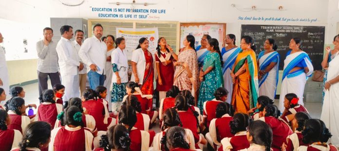 నులిపురుగుల నివారణ మాత్రల పంపిణీ