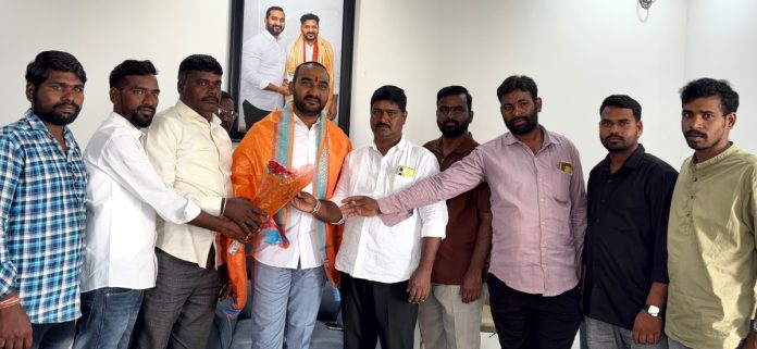 గ్రామాభివృద్ధి, పార్టీ బలోపేతం యువతతోనే సాధ్యం