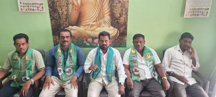 గీతన్న చైతన్య యాత్రను జయప్రదం చేయండి