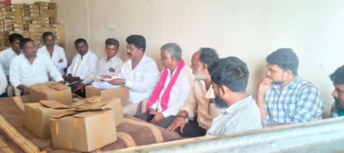 బీఎల్ఓలకు, కార్యకర్తలకు మాజీ ఎమ్మెల్యే కీలక సూచన