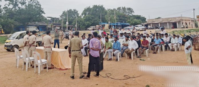 ఎన్టీఆర్ కాలనీలో కమ్యూనిటీ కాంటాక్ట్ ప్రోగ్రామ్