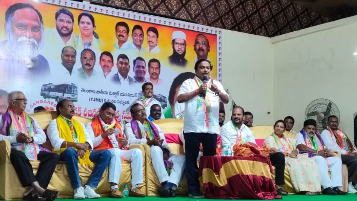 ఆర్.టి.సి.ని ప్రభుత్వంలో విలినమే తమ మొదటి లక్ష్యం