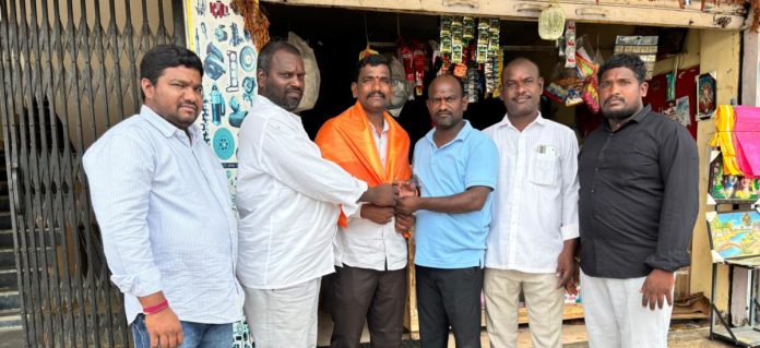 బీజేపీ మాజీ సర్వీస్మెన్ సెల్ జిల్లా కన్వీనర్గా నీల చంద్రంకు సన్మానం