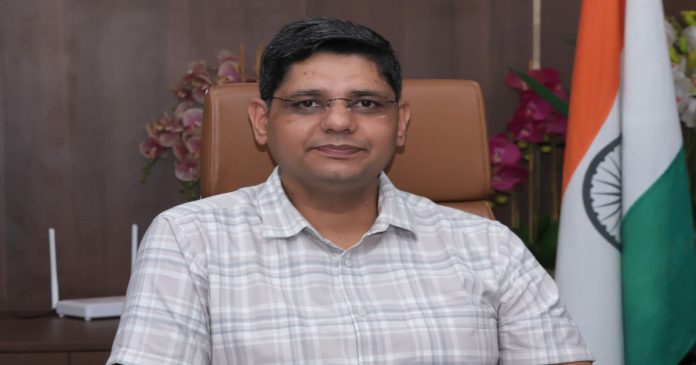 People must remain alert in view of heavy rains: Collector