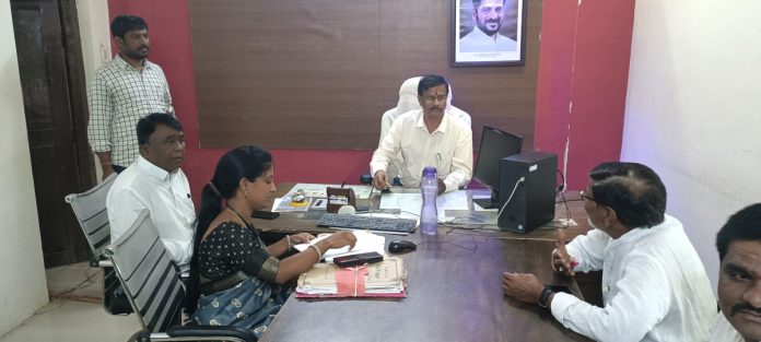 గడువులోగా ఓటర్ల సర్వే పూర్తి చేయాలి