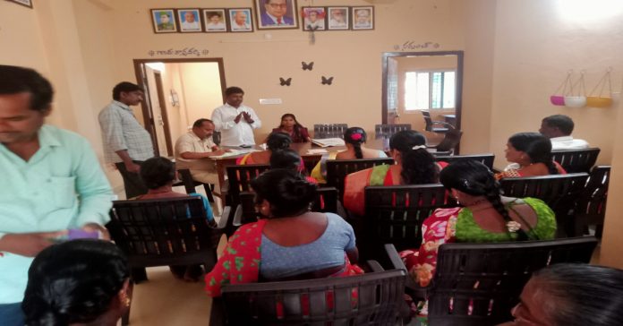 నామమాత్రంగా బల్మూరు గ్రామసభ