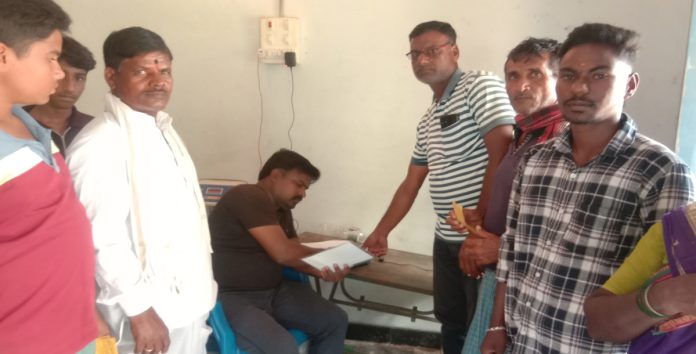 శేఖపూర్ లో రేషన్ కార్డు ఈ కేవైసీ ప్రారంభం
