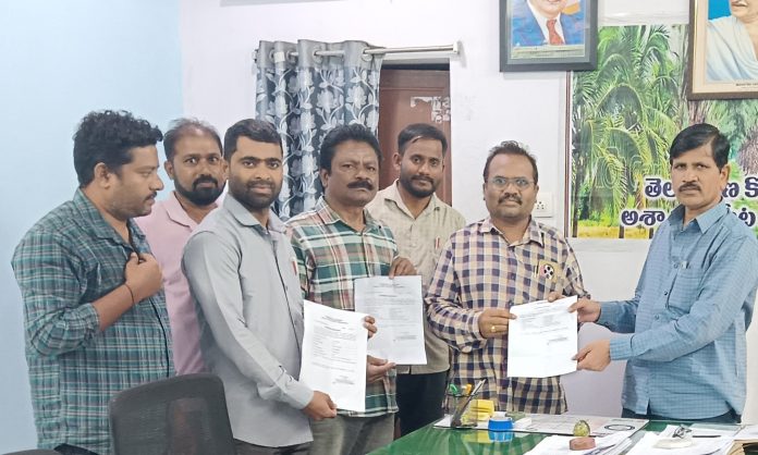 మంజూరైన జనాభా గణన సిబ్బంది వేతనాలు