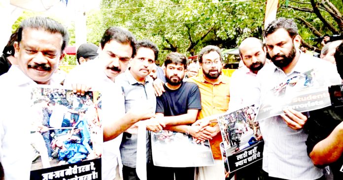 వెనక్కి తగ్గం