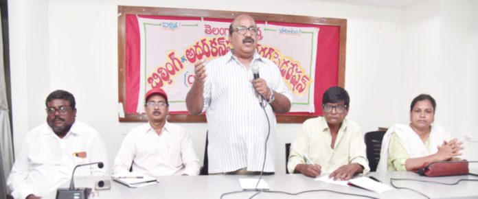 ప్రయివేటు బీమా కంపెనీలకు ఇస్తే..పోరాటమే..
