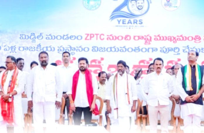 కేసీఆర్కు వేల ఎకరాలు ఎలా వచ్చాయ్?