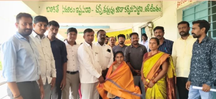 శ్రీరామ్ లైఫ్ ఇన్సూరెన్స్ ఆధ్వర్యంలో విద్యార్థులకు ప్రోత్సాహం.!