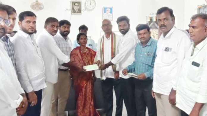 Distribution of Kalyana Lakshmi cheques