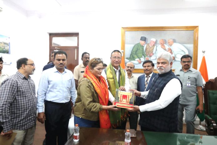 అసెంబ్లీని సందర్శించిన మిజోరాం స్పీకర్
