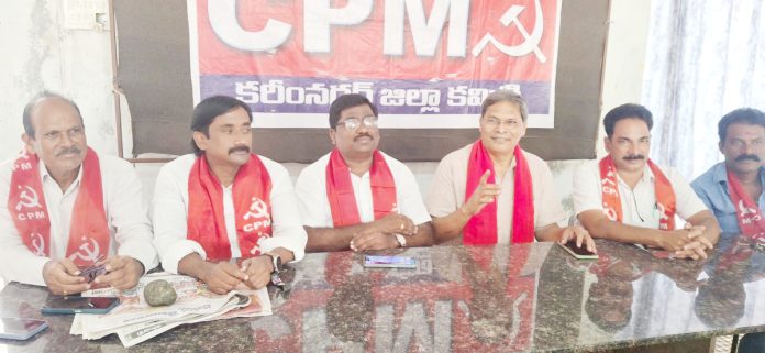 యువత వీరోచిత పోరాటం స్ఫూర్తిదాయకం
