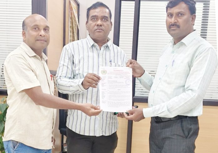 కాళేశ్వరం నీళ్లను లిఫ్ట్ చేసి రైతులను ఆదుకోవాలి