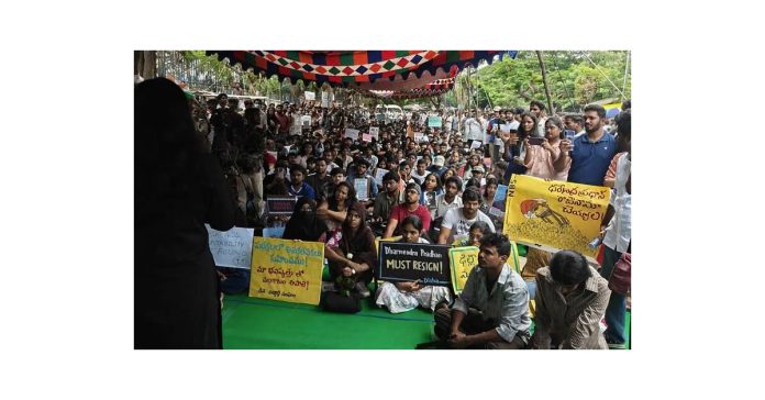 యువతతో మోడీ సర్కార్ చెలగాటం