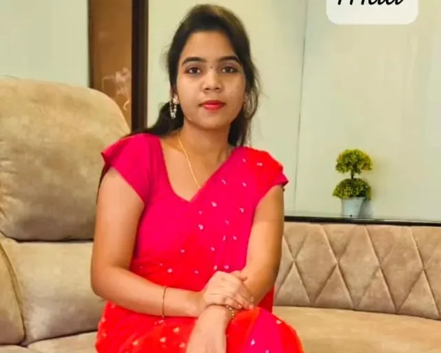 ప్రేమ పేరుతో వేధింపులు.. ఉరివేసుకొని యువతి ఆత్మహత్య!